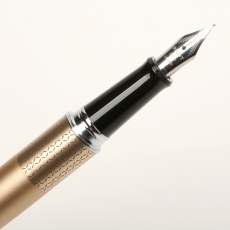 百乐(Pilot) 0.5mmF嘴金属笔杆钢笔 练字钢笔 百乐钢笔墨水笔#88G，黑色